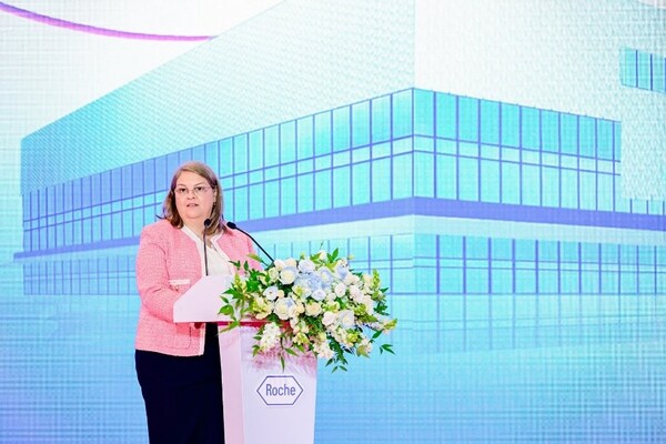 罗氏制药首席执行官Teresa Graham