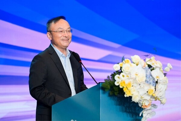 招商信诺总经理兼首席执行官常颖进行《重塑赋能 共筑健康生态》专题分享