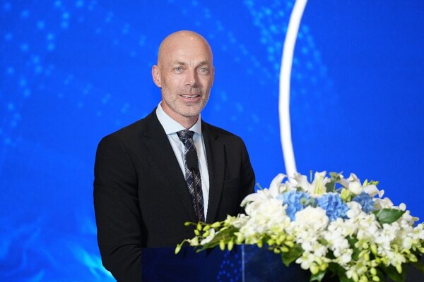ALK 首席执行官Peter Halling致辞