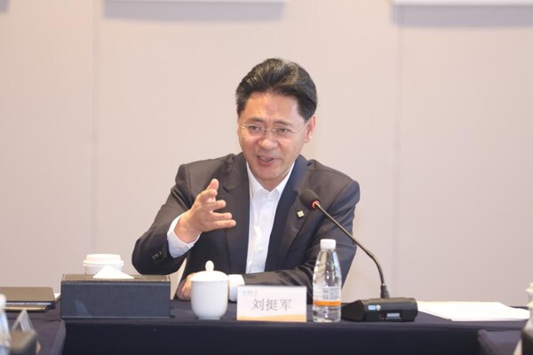 泰康保险集团总裁兼首席运营官刘挺军 泰康保险集团总裁兼首席运营官刘挺军