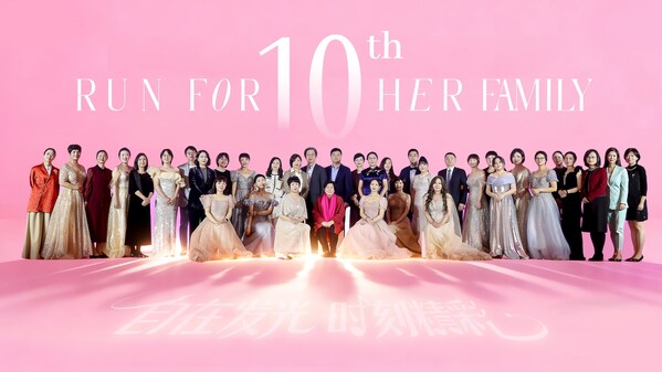 医患携手T台秀,乳腺癌康复患者自在发光,时刻精彩 医患携手T台秀,乳腺癌康复患者自在发光,时刻精彩