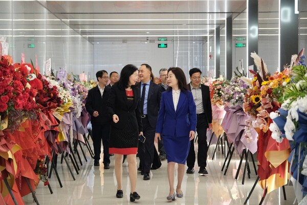 卫材中国苏河湾中心欢迎各位领导莅临指导 卫材中国苏河湾中心欢迎各位领导莅临指导