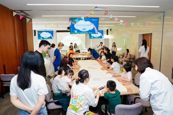 嘉会儿童节艺术工坊公益体验专场活动现场 嘉会儿童节艺术工坊公益体验专场活动现场